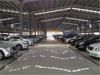 佛山鋒景名車城盛大開業(yè)，一站式購車上牌服務(wù)開啟便捷新篇章